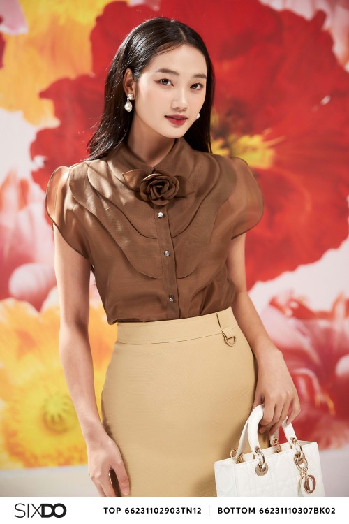 Sixdo Brown Butterfly Sleeves Top With Flower